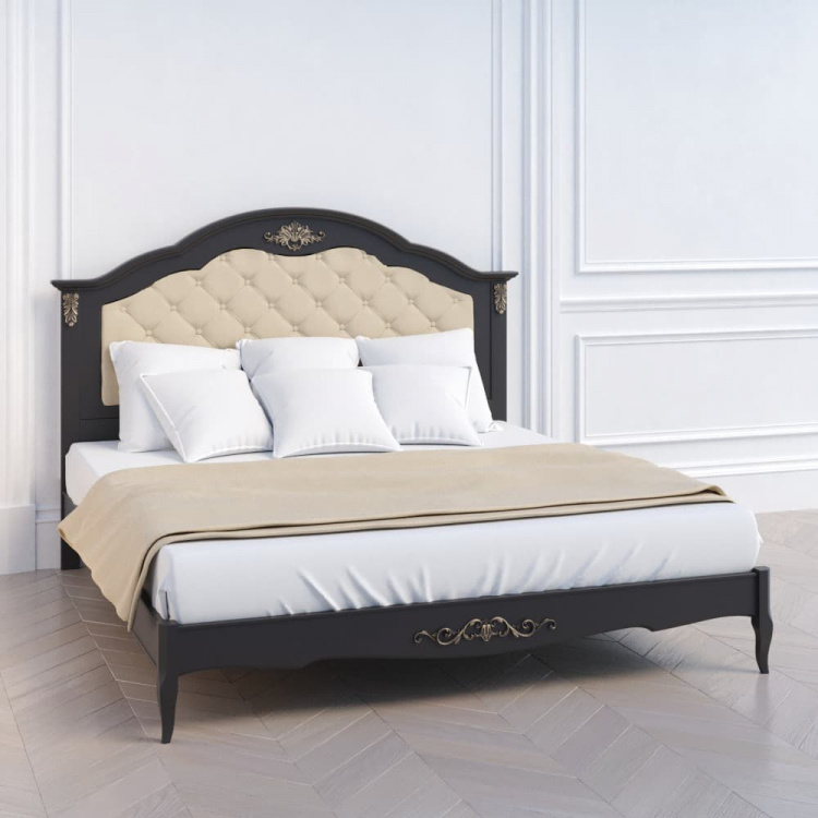 Кровать с мягким изголовьем 180*200 В218BLG